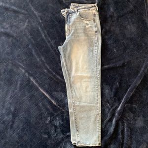 American Eagle Mom jeans